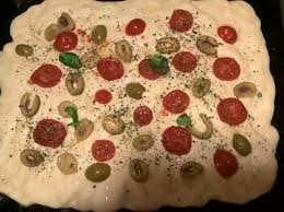 L'uso di lievito di birra è controindicato in caso di ipersensibilità ai lieviti o di terapie farmacologiche con inibitori delle monoamino ossidasi. Ricetta Focaccia Ricetta Facile E Veloce Di Benedetta Rossi Dolcidee