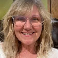 UVR-SSI*-UFF*** Everyone is getting this wrong, 1 have six eggs I break two  eggs 1 fried two eggs I ate two eggs how many eggs I have left