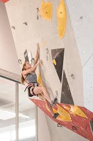 Auch in diesem jahr kann sie bereits auf einen großen erfolg im bouldern blicken: Jessica Pilz Und Christoph Hanke Gewinnen Die Internationale Deutschen Lead Meisterschaft Kletterszene Com