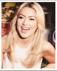 Hadise Sarkicilar Unluler Fotograf Cekimi