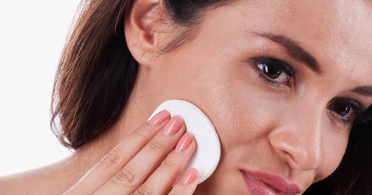 أربعة بدائل لإزالة التجاعيد تغنيك عن مخاطر البوتوكس | أخبار مرأة | الجزيرة نت