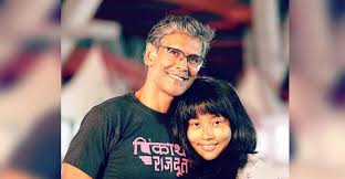 His mom joins milind during the penultimate day of tgir near manor. Here Is Another Relationship Drama As Milind Soman Reveals That His Mother In Law Is Younger Than Him