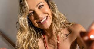 Meninas Malvadas' se moderniza como musical; leia análise