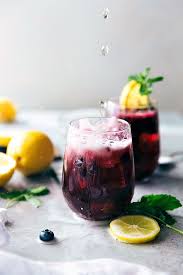 The fruit juices and different varieties of carbonated waters this collection of recipes comes from 1918 and 1919 — just after the end of world war i, and around the beginning of the ban on drinking any of the hard stuff. 40 Best Non Alcoholic Summer Drinks Best Summer Drink Recipes
