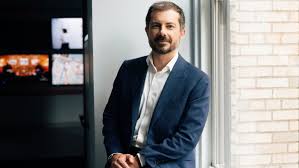 Buttigieg: Democrats Can't Just Rebuild the Past After Trump! - Imagen principal del artículo