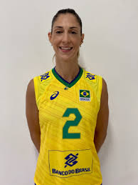 A torcida brasileira foi à loucura após a atuação da ponteira rosamaria na vitória do brasil. Selecao Brasileira De Volei Confederacao Brasileira De Volei
