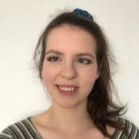 Molly Crow's Instagram, Twitter & Facebook