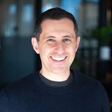 MacKenzie Dunham (@MackenzieDunha1)