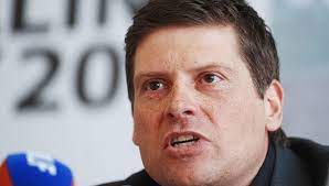 Born 2 december 1973) is a german thank you neil, ulrich wrote on instagram. Jan Ullrich Zwei Jahre Nach Seinem Zusammenbruch So Geht Es Ihm Heute Bunte De