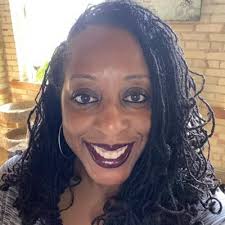 Stacy Whitcomb (@WhitcombEnglish)