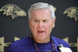 Alex Abril's Instagram, Twitter & Facebook