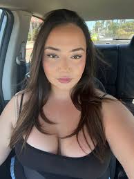 What clubs popping tonight