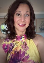 Ivory and Mel kiss rumor in finale