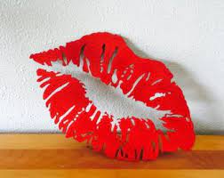 Red Metal Kiss Lips Wall Decor Etsy In 2021 Decor Vanity Decor Metal Wall Art