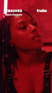 Khloe giving Chuck hell! @iamdwynston @b.hardy