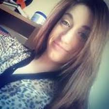 Alison Lear's Instagram, Twitter & Facebook