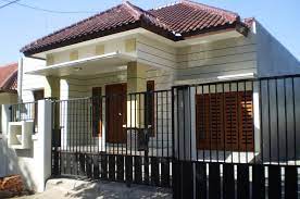 Pagar jenis ini memiliki kesan alami namun tetap kokoh sehingga sangat cocok bagi anda yang memiliki jiwa petualang. Bangunan Rumah Minimalis 2 Abadikaryabrilian Com Kontraktor Bangunan Surabaya Renovasi Rumah Kolam Renang