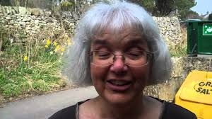 Pam Singer Performs a Yiddish Khad-gadyo