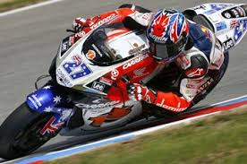 Motogp Stoner Confirmed For Factory Honda Team In 2011 Motoonline Com Au Motogp Racing Bikes Racing Motorcycles