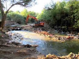 Continuité écologique - Suppression d'un seuil dans un cours d'eau - Vidéo