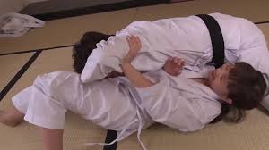 Man shows what happens with oriental girl who cant fight back - SexVid.xxx