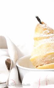 Birne Im Schlafrock Mit Schokoladen Nuss Fullung Dass Durft Ihr Euch Nicht Entgehen Lassen Soulfood Kurbis Dessert Einfacher Nachtisch Lebensmittel Essen
