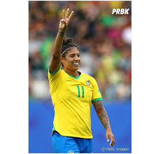 A atriz de 45 anos afirmou que marta é a sua inspiração para a prática do esporte. Copa Do Mundo Feminina Conheca As Historias Das Jogadoras Do Brasil Purebreak