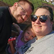 Selena Gomez goes viral for posting, and eventually deleting, a couple of  pictures featuring her narrowly avoiding a wardrobe malfunction