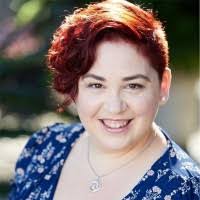 Kris Burkett's Instagram, Twitter & Facebook