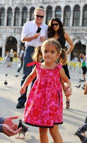 Top 10 Wealthiest Children In The World Money Therichest Toplists Http Gazettereview Com 2017 05 Top 10 Wea Celebrity Moms Celebrity Babies Celebrity Kids