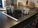 Flat electric cooktop