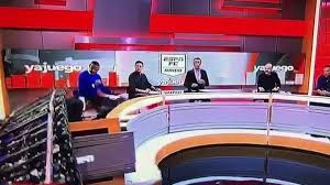 Espn noticias, sports center, fc, nexo, fuera de juego, balon dividido, goles de europa, scrum, nba, uefa, la liga, moto gp, pga, espn tv en vivo, espn tv gratis, ver espn tv, espn. Pudo Haber Una Tragedia En Directo El Durisimo Golpe Que Sufrio Un Panelista De Espn As Chile