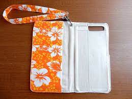 布とミシンで手帳型スマホケースの作り方 画面の傷も防止 スーのページ スマホケース 手作り iphoneケース 手作り スマホカバー 手作り