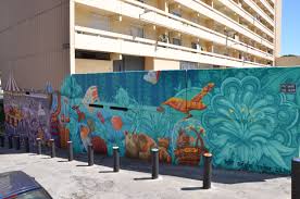 Chantier Educatif Au Castor A Nimes Fresque Realisee Par Les Artistes Grumo Et Supocaos Avec L Aide Des Enfants Du Quartier Sur Le Them Fresque Artiste Theme