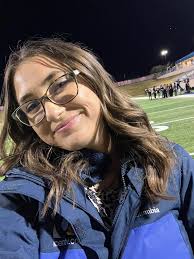 POV: you use to live in Michigan and Colorado and now it's 65 degrees in  Texas 🥶 Why does it feel so much colder than that?! Happy playoffs season  🏈