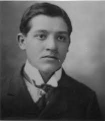 George Buckner's Instagram, Twitter & Facebook