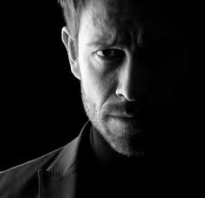 This Week We Share With You Some Tips On Creating A Low Key Portrait Using Just One Flash To Add Dram Low Key Portraits Portrait Photography Men Male Portrait