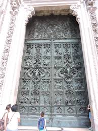 معلومات سريعة عن ميلان في ايطاليا. Milan Cathedral Wikiwand
