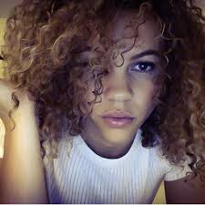 callie rivers curry (@calliecurry)