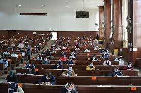 أصدر الرئيس عبد الفتاح السيسي، قراراً بتعيين الدكتور أشرف حسين الغندور نائبا لرئيس جامعة الإسكندرية لشئون الدراسات العليا والبحوث. Ø¬Ø§Ù…Ø¹Ø© Ø§Ù„Ø¥Ø³ÙƒÙ†Ø¯Ø±ÙŠØ© Alexandria University