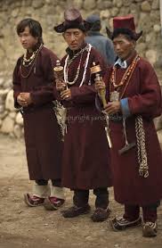 The ladakh scouts is an infantry regiment of the indian army, nicknamed the snow warriors or snow tigers. Costumes Of Ladakh The Hidden Kingdom Jozan