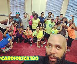 Black & white 👊🔥 Mcleary Ornido Valiant MMA and Fitness Gym