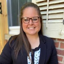 Stacy Caudill (@sm_fuchs)