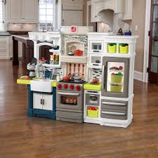 Designed for cooperative play, the deluxe kitchen has enough features and pieces for all, including 6 electronic features. Step2 Elegant Edge Kitchen Set Reviews Wayfair
