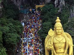 Hihi dari kl sentral, kamu turun kebawah ya (bisa tanya ke security lewat mana), di bawah itu ada terminal bis gitu. Thaipusam 2015 Weehingthong