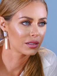 Nicole Heiland's Instagram, Twitter & Facebook