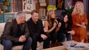 Hailey joins justin at friends reunion where they pose with stars. Ahead Of The Friends Reunion Fans Tell Us Why They Can T Get Enough Of The Show