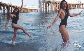 Cukur Un Sena Si Dilan Cicek Deniz Den Victoria S Secret Bombasi Bikinili Kizlar Victoria Victoria S Secret