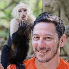 Andrew Goss (@mragoss)