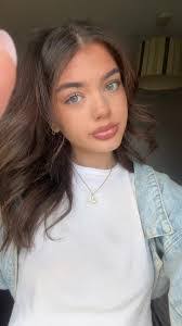 Amber Maness's Instagram, Twitter & Facebook